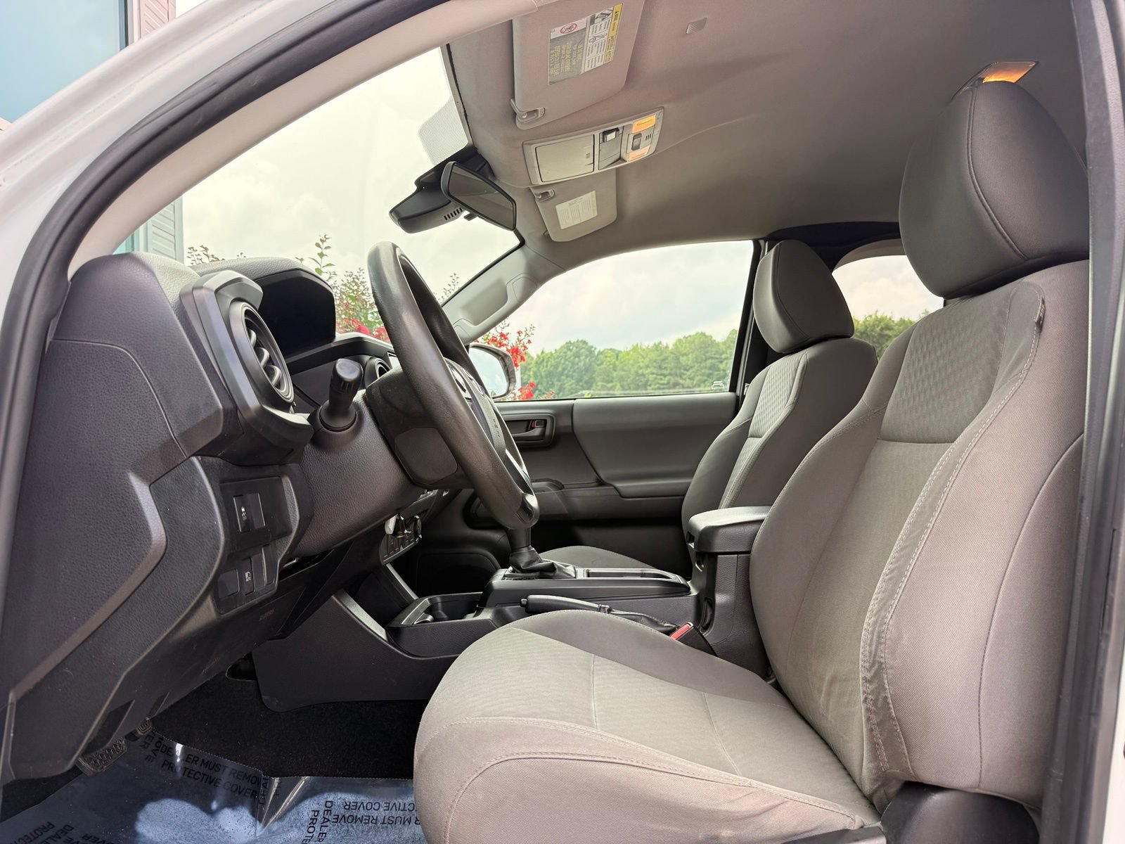 Used 2020 Toyota Tacoma SR RWD image 16