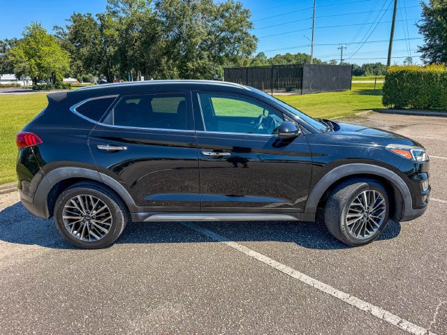 Used 2021 Hyundai Tucson Limited w/ Cargo Package FWD image 2
