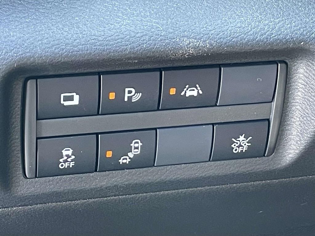 Used 2025 Nissan Kicks Play S image 17