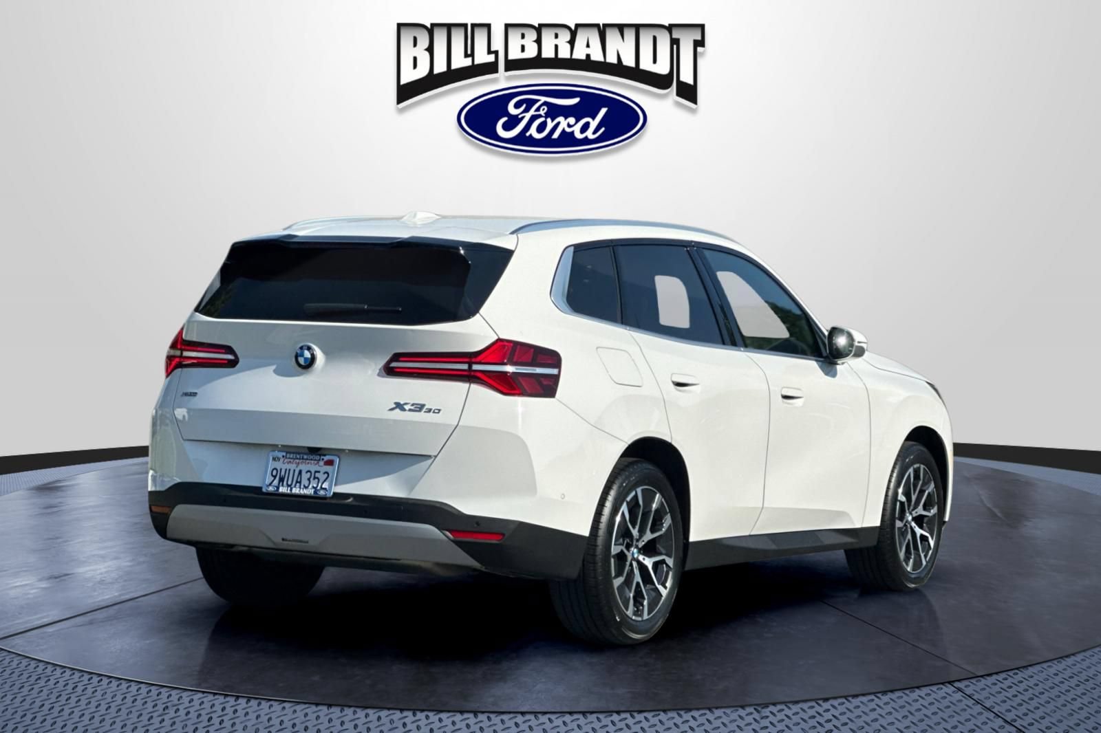 Used 2026 BMW X3 xDrive30i AWD/4WD image 3
