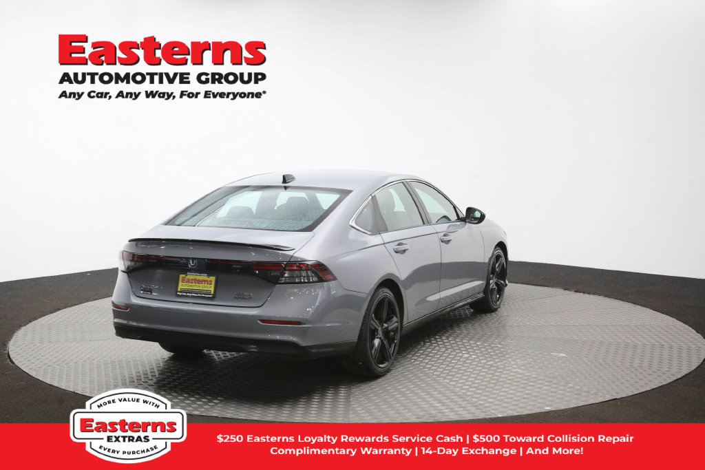 Used 2023 Honda Accord Sport image 41