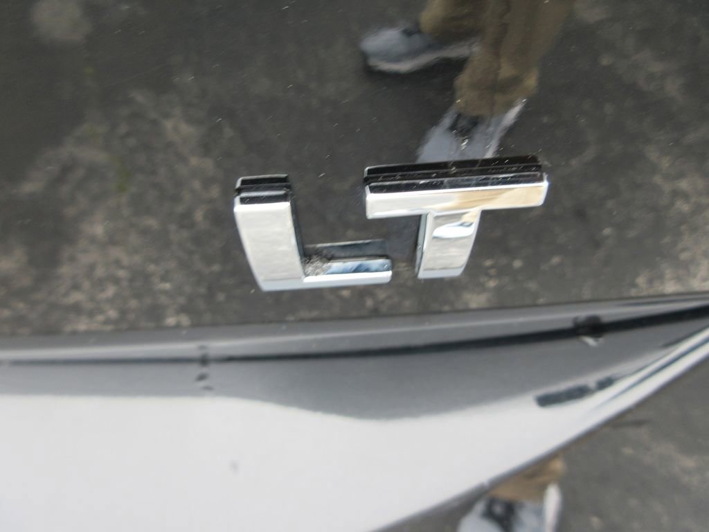 Used 2024 Chevrolet Equinox LT w/ LPO, Floor Liner Package FWD image 10