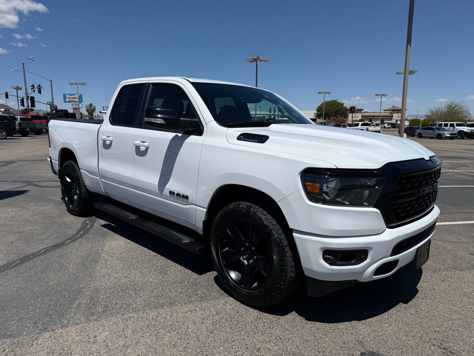 Used 2022 RAM 1500 Big Horn AWD/4WD image 3