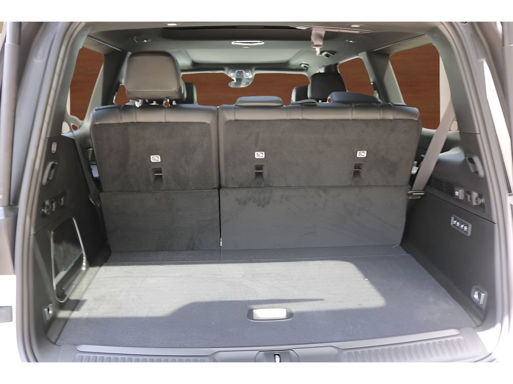 New 2026 Jeep Grand Wagoneer 4WD image 18