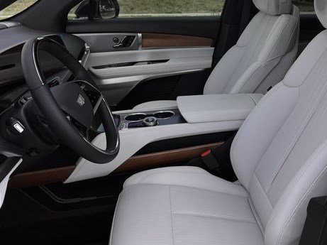 New 2027 Cadillac Vistiq Luxury AWD/4WD image 19
