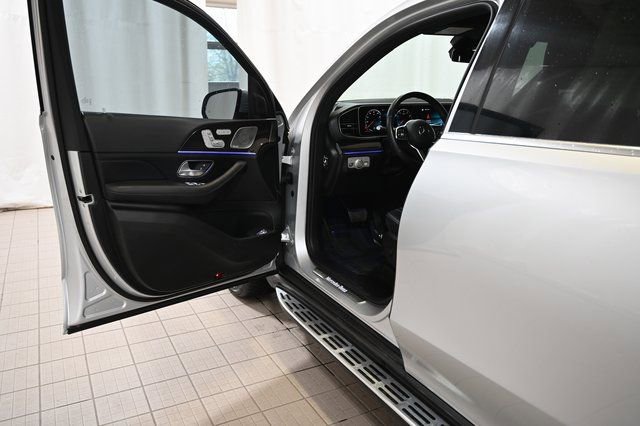 Used 2020 Mercedes-Benz GLS 450 4MATIC image 22