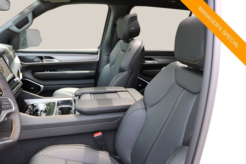 New 2026 Jeep Grand Wagoneer 4WD image 13