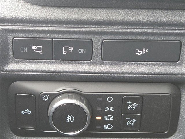 Used 2023 Ford F150 XLT w/ Equipment Group 302A High image 11