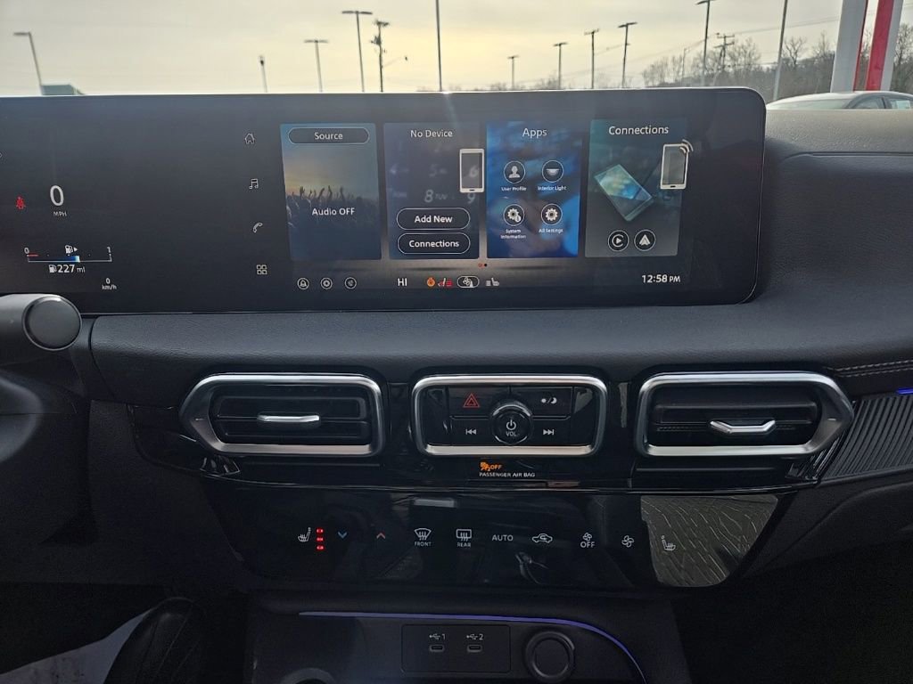New 2026 Nissan Sentra SV w/ SV Convenience Package FWD image 17