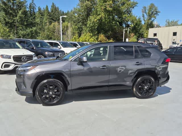 Used 2023 Toyota RAV4 SE w/ SE Grade Weather Package AWD/4WD image 5