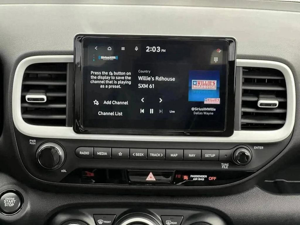 New 2025 Hyundai Venue Limited image 19