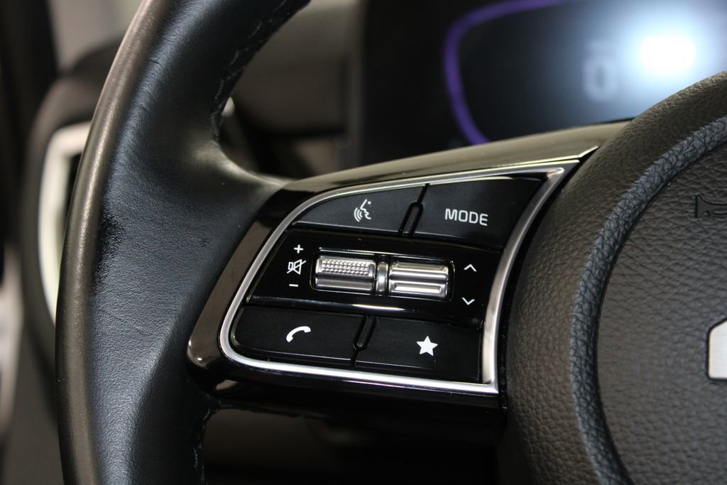 Used 2025 Kia Seltos S image 40