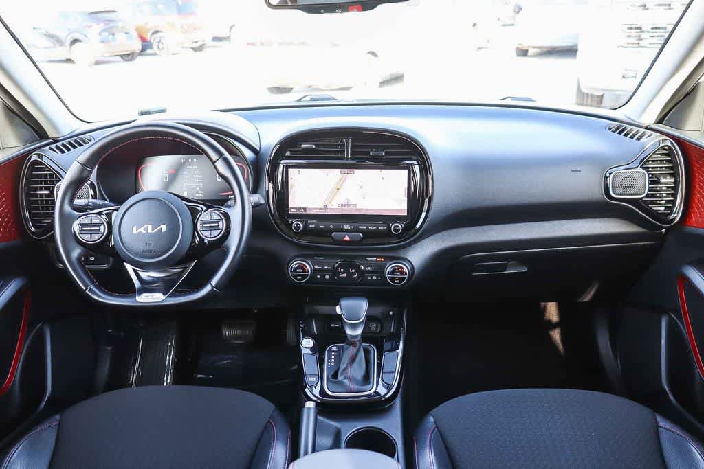 Used 2023 Kia Soul GT-Line FWD image 12
