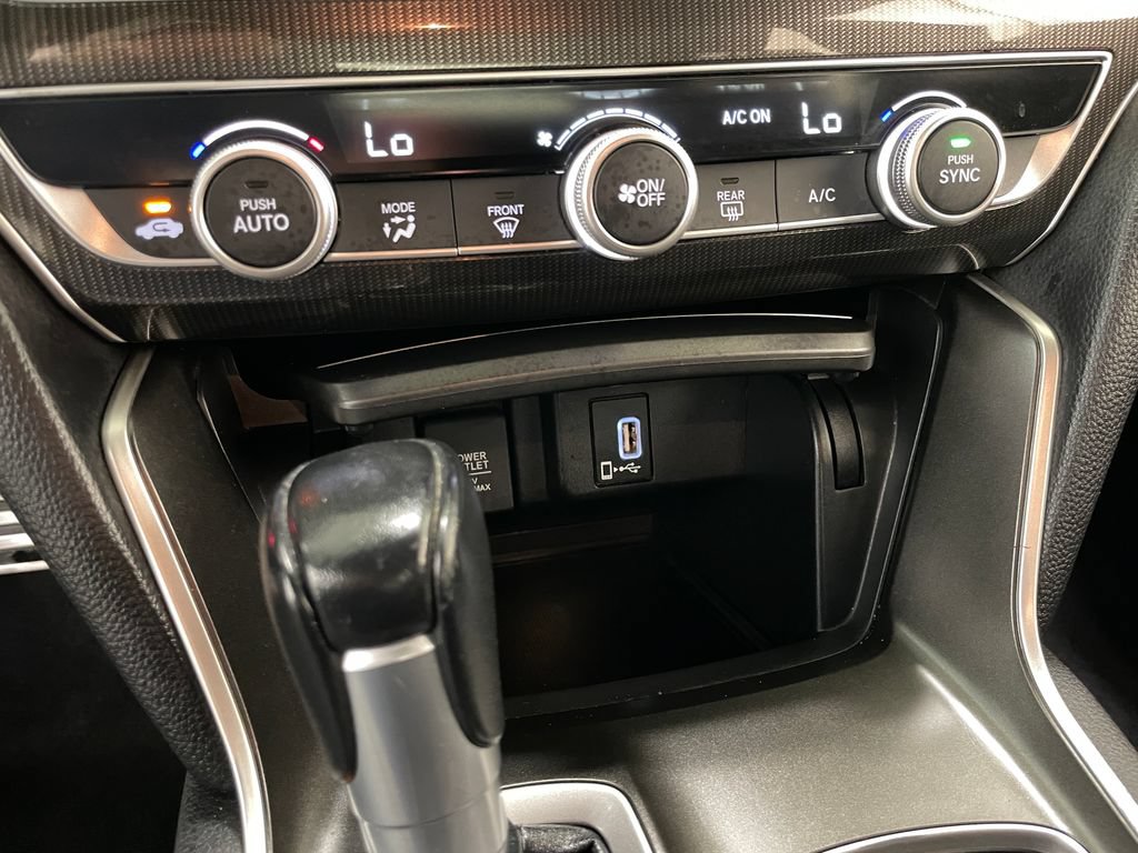 Used 2020 Honda Accord Sport image 28