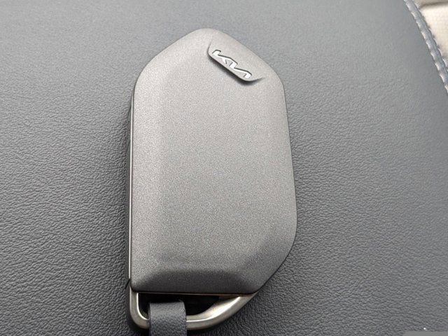 Used 2024 Kia Sorento SX image 29