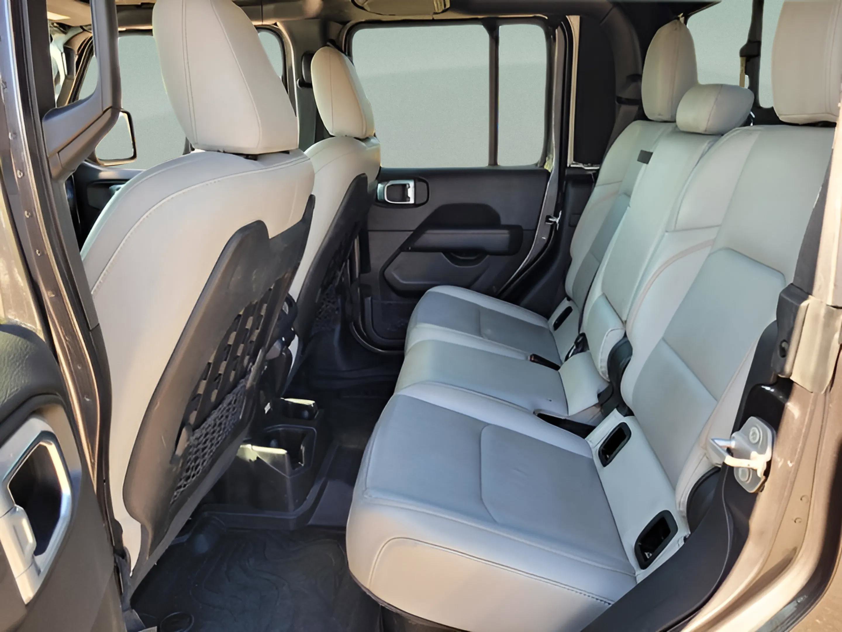 Used 2021 Jeep Gladiator Mojave image 15