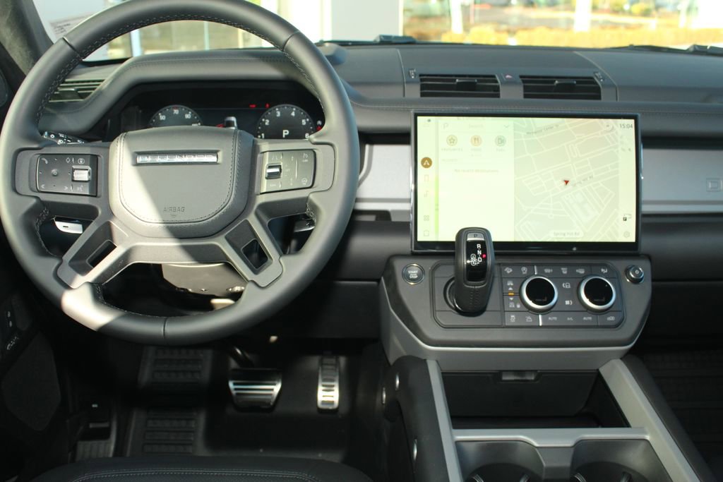New 2026 Land Rover Defender 110 V8 image 4