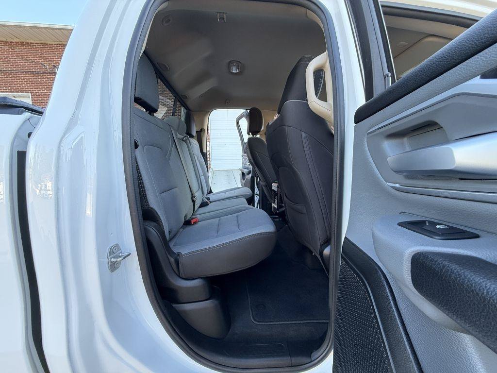 Used 2020 RAM 1500 Big Horn AWD/4WD image 24