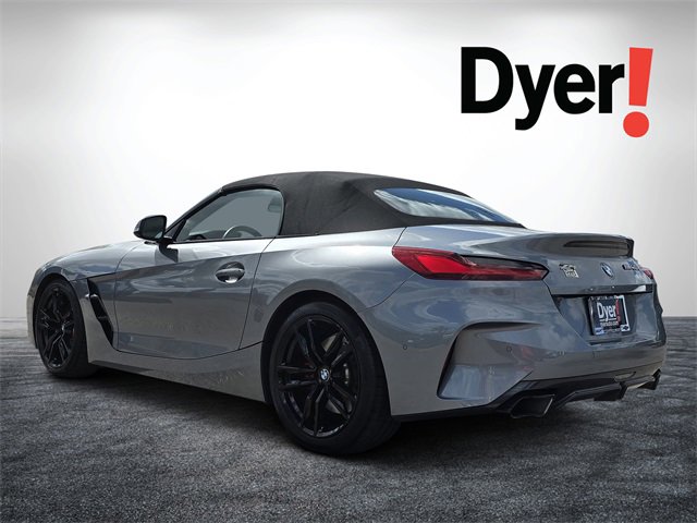 Used 2024 BMW Z4 M40i w/ Premium Package image 7