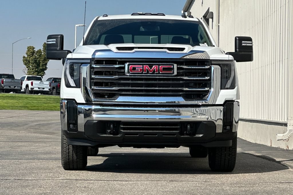 New 2026 GMC Sierra 2500 SLE w/ Preferred Package AWD/4WD image 12