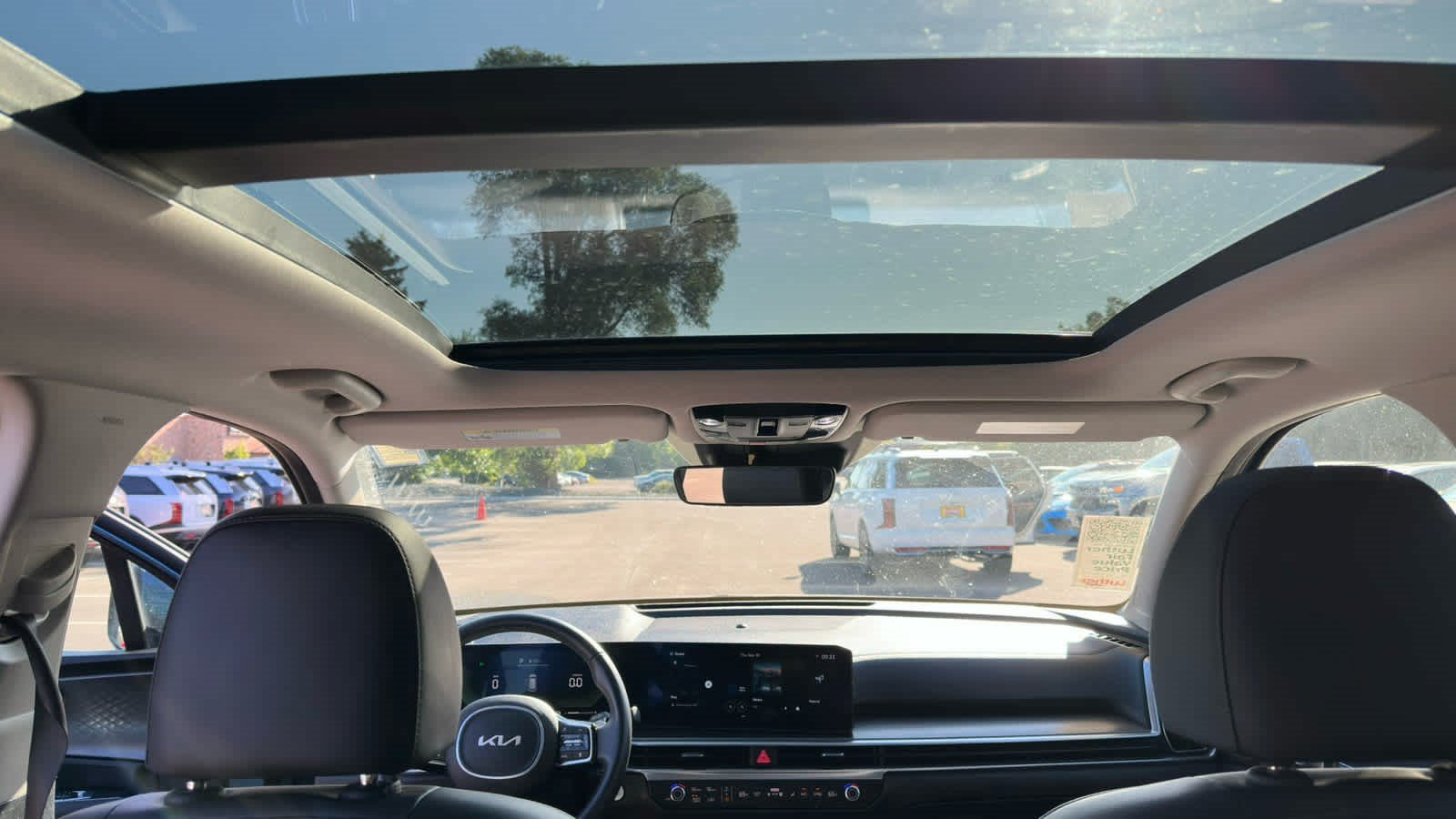 Used 2025 Kia Sorento EX w/ EX Panoramic Sunroof Package AWD/4WD image 7