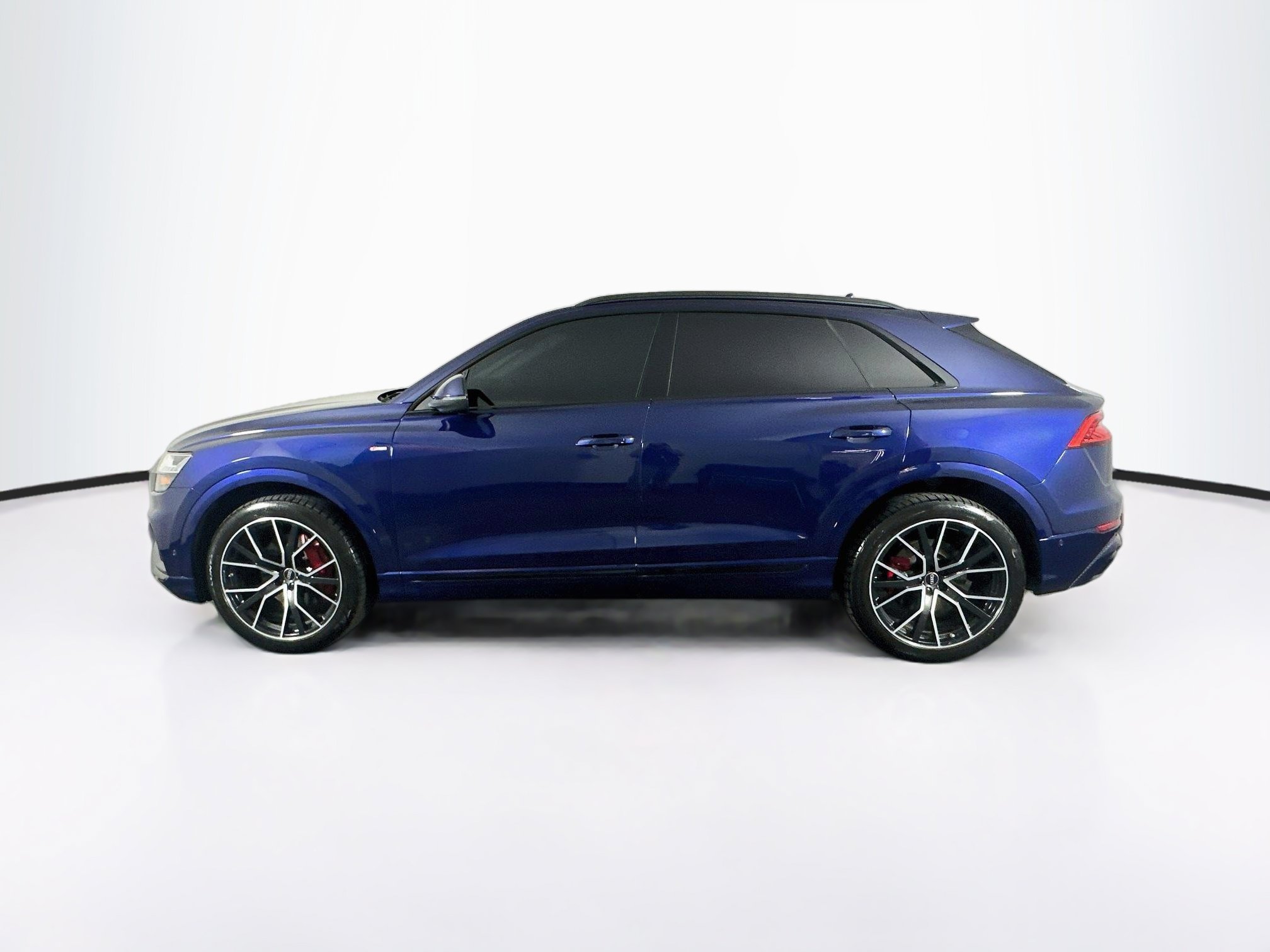 Used 2022 Audi Q8 Prestige AWD/4WD image 4