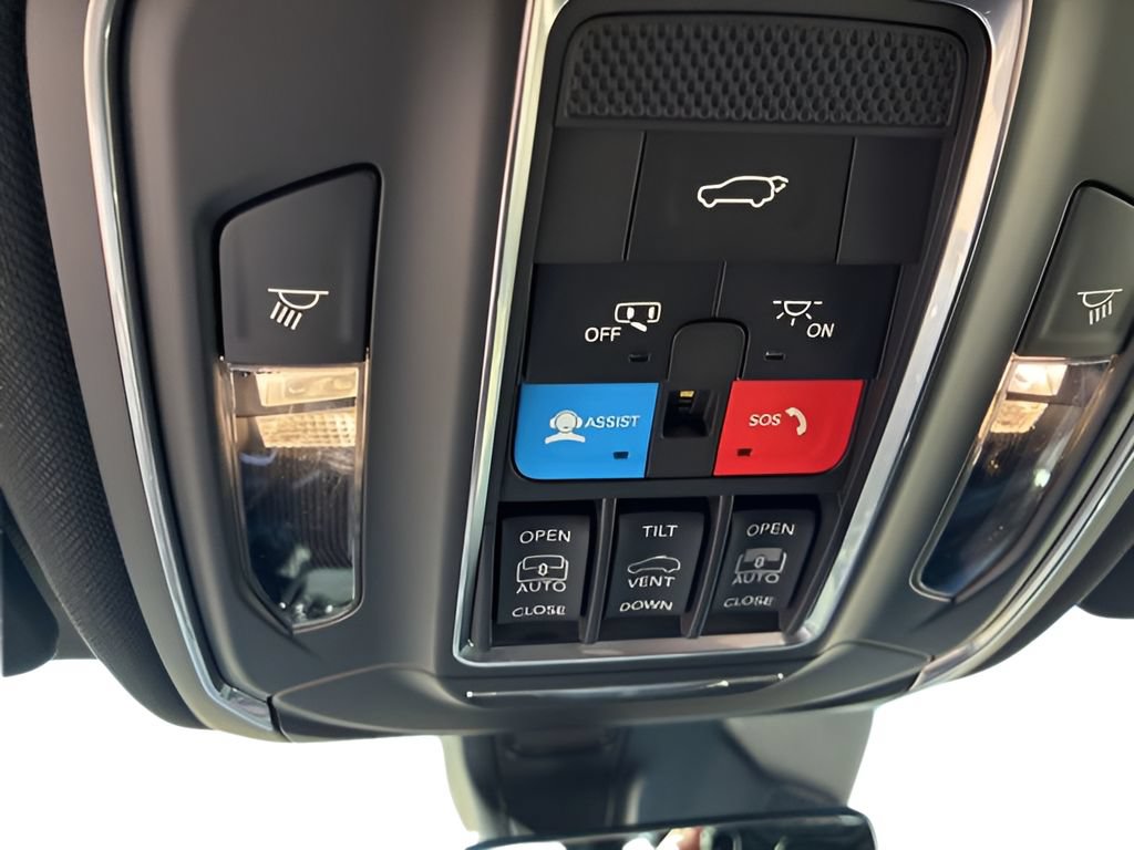 New 2026 Jeep Grand Cherokee Limited w/ Luxury Tech Group II AWD/4WD image 24