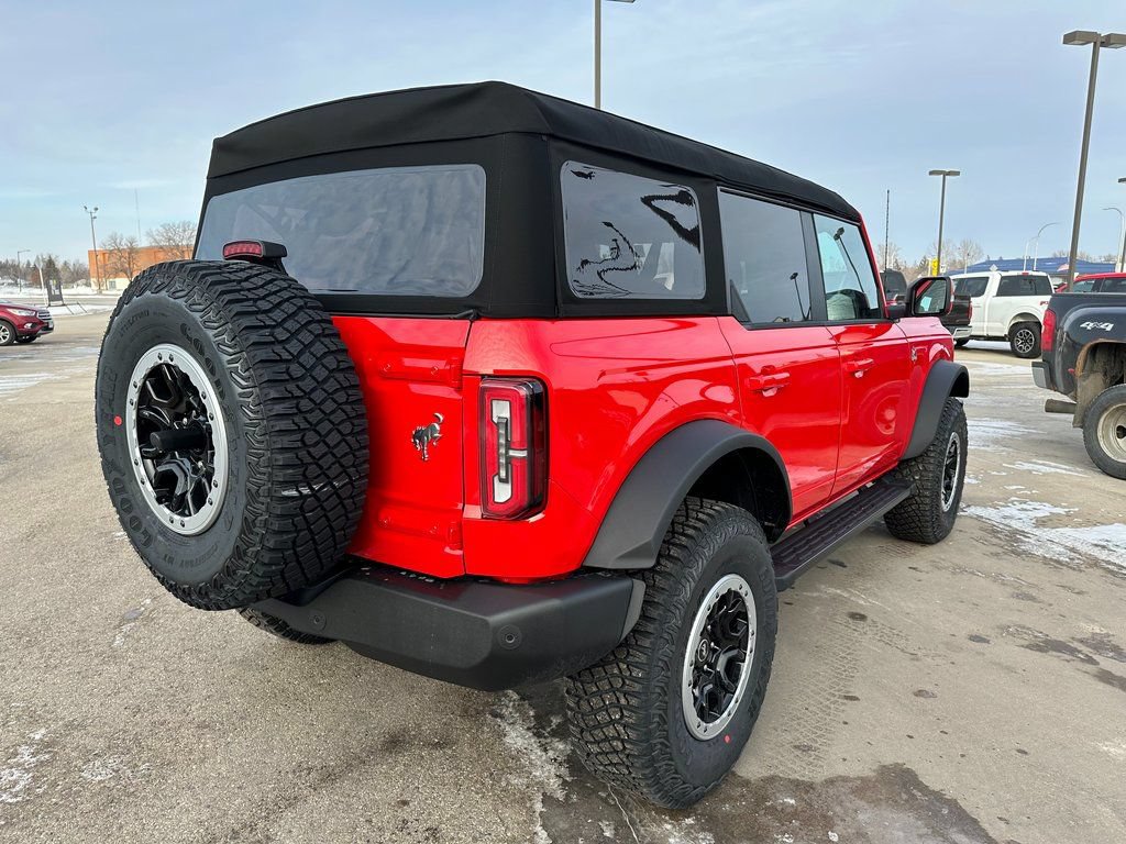New 2024 Ford Bronco Outer Banks w/ Sasquatch Package AWD/4WD image 5