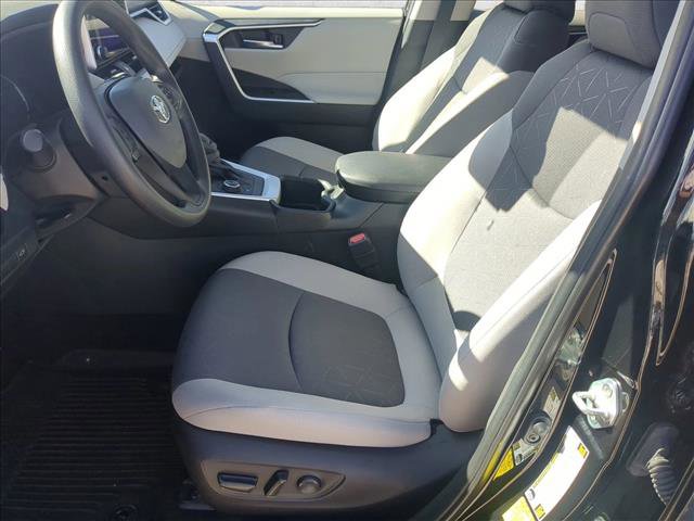 Used 2024 Toyota RAV4 XLE image 17