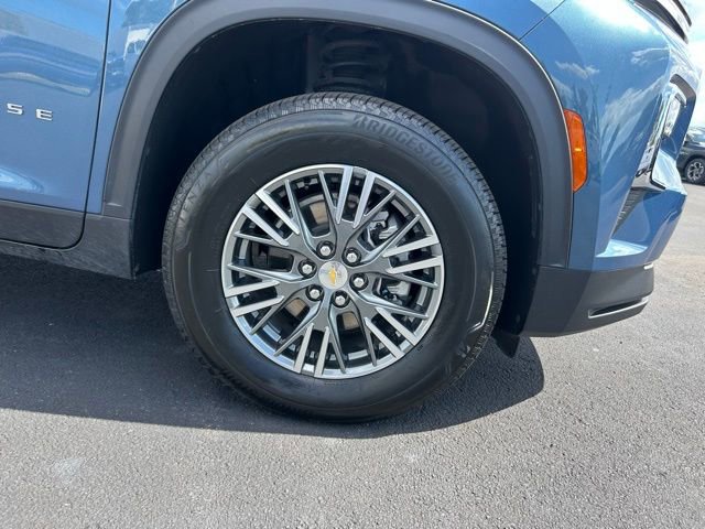 Certified 2025 Chevrolet Traverse LT image 8