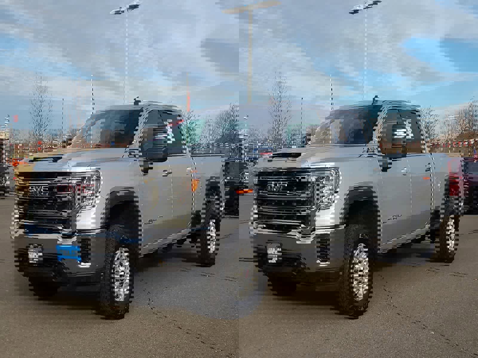 Used 2020 GMC Sierra 2500 SLE image 1