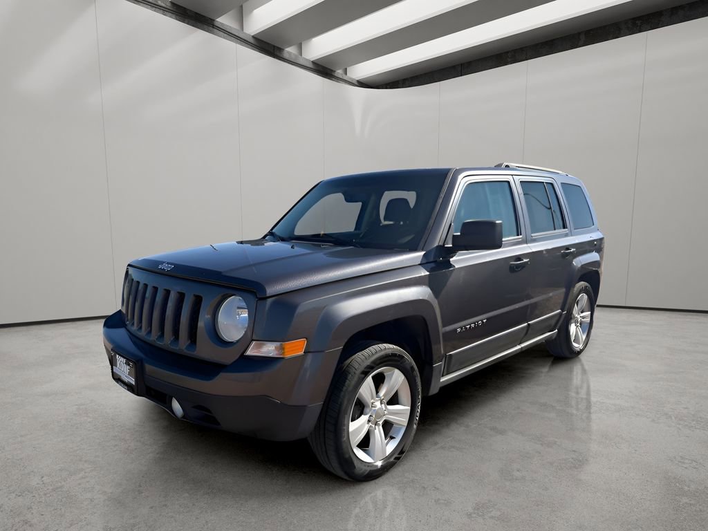 Used 2015 Jeep Patriot Latitude image 1