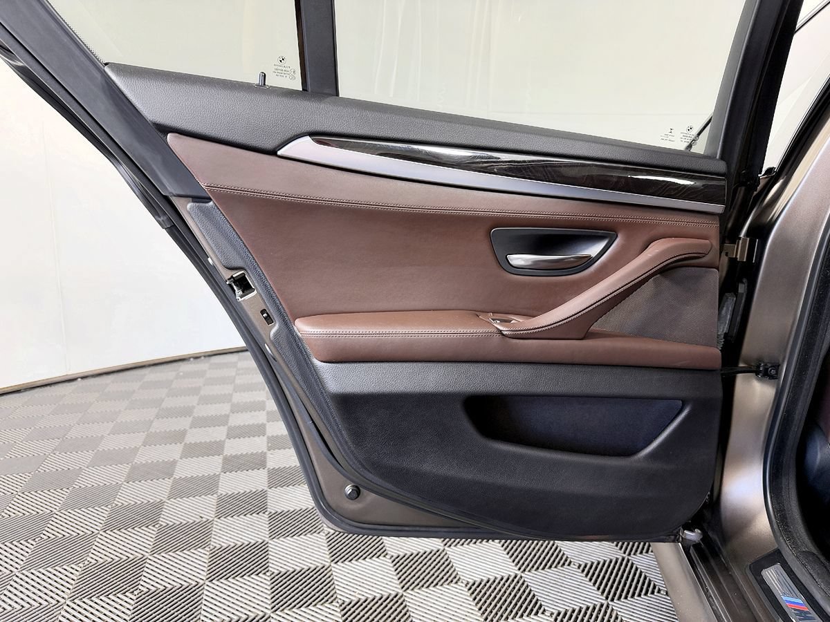 Used 2016 BMW 535i Sedan RWD image 35