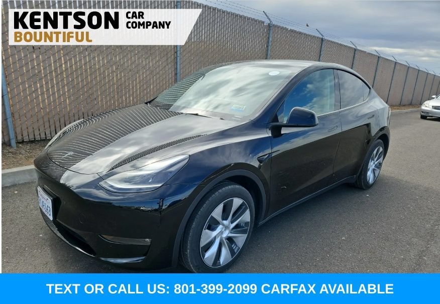 Used 2024 Tesla Model Y Long Range AWD/4WD image 1