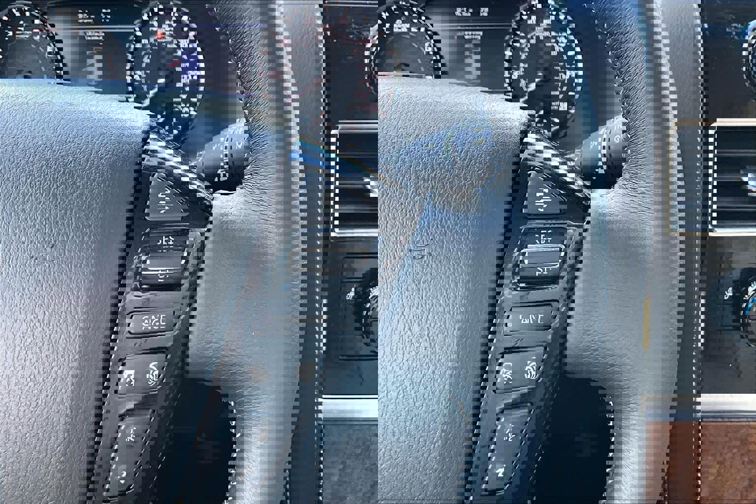 Used 2023 Nissan Armada SL w/ Cargo Package image 23