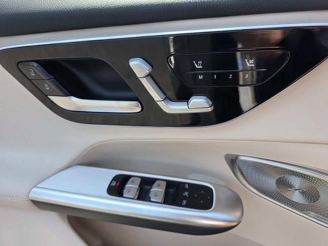 New 2026 Mercedes-Benz GLC 300 image 11