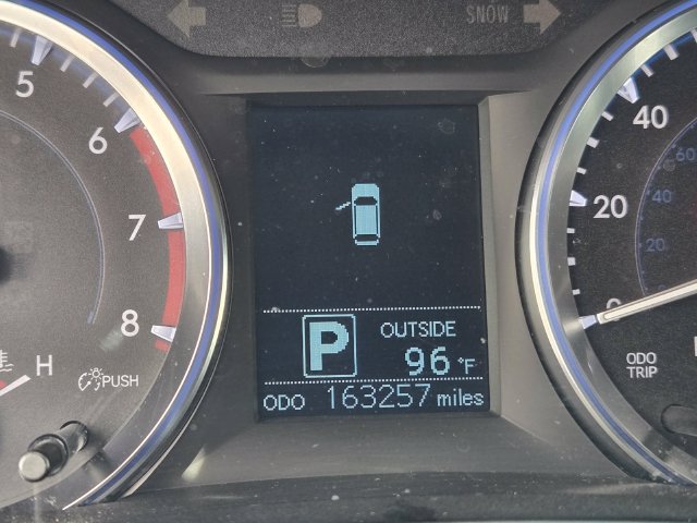 Used 2015 Toyota Highlander LE FWD image 19