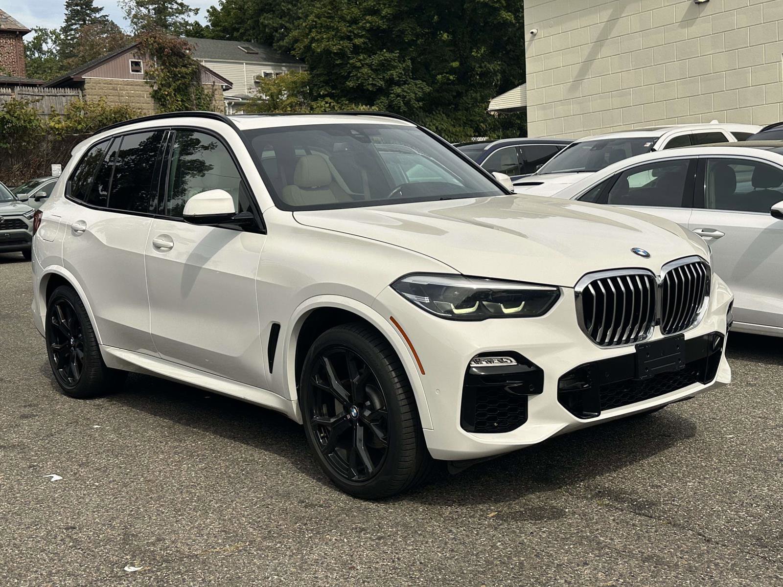 Used 2019 BMW X5 xDrive40i w/ M Sport Package
