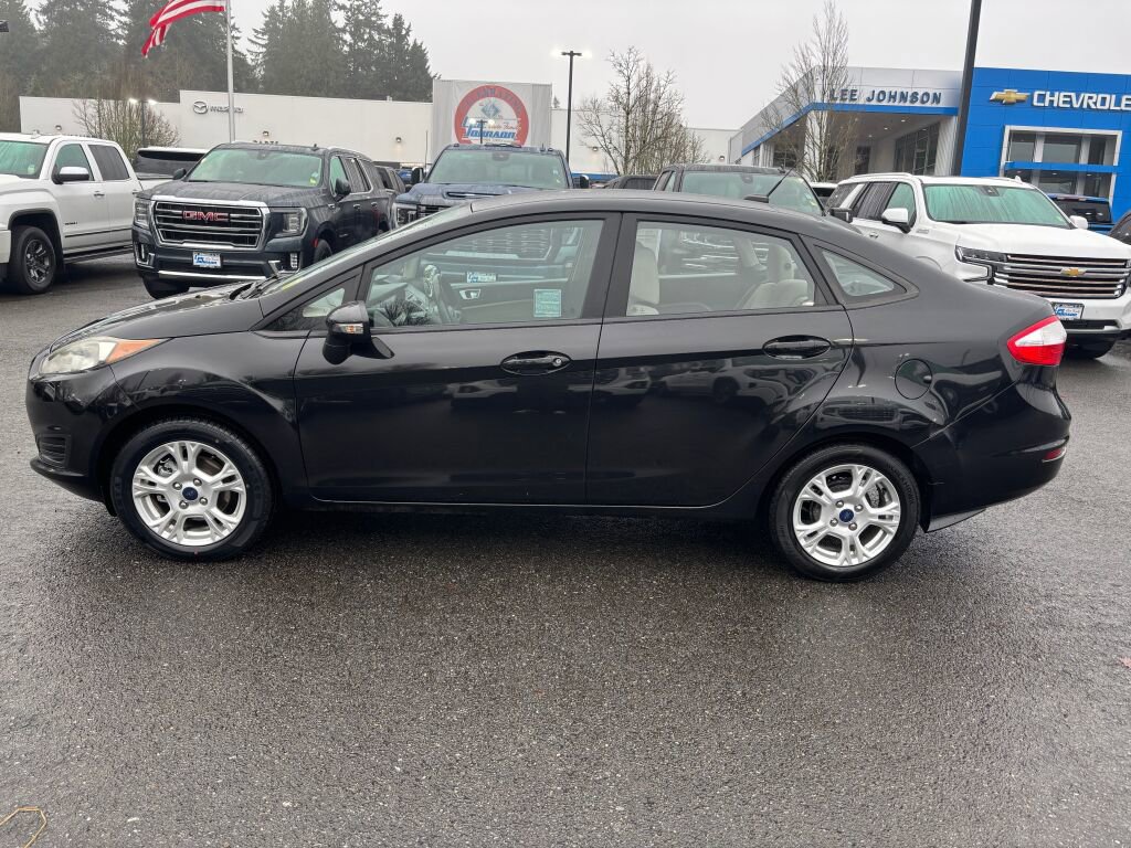 Used 2015 Ford Fiesta SE w/ Comfort Package image 8