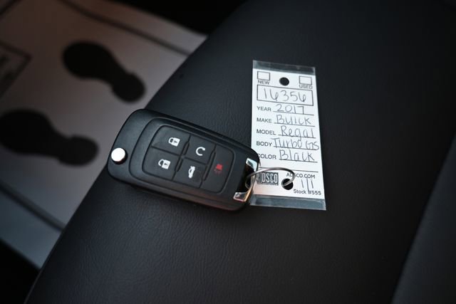 Used 2017 Buick Regal GS image 46