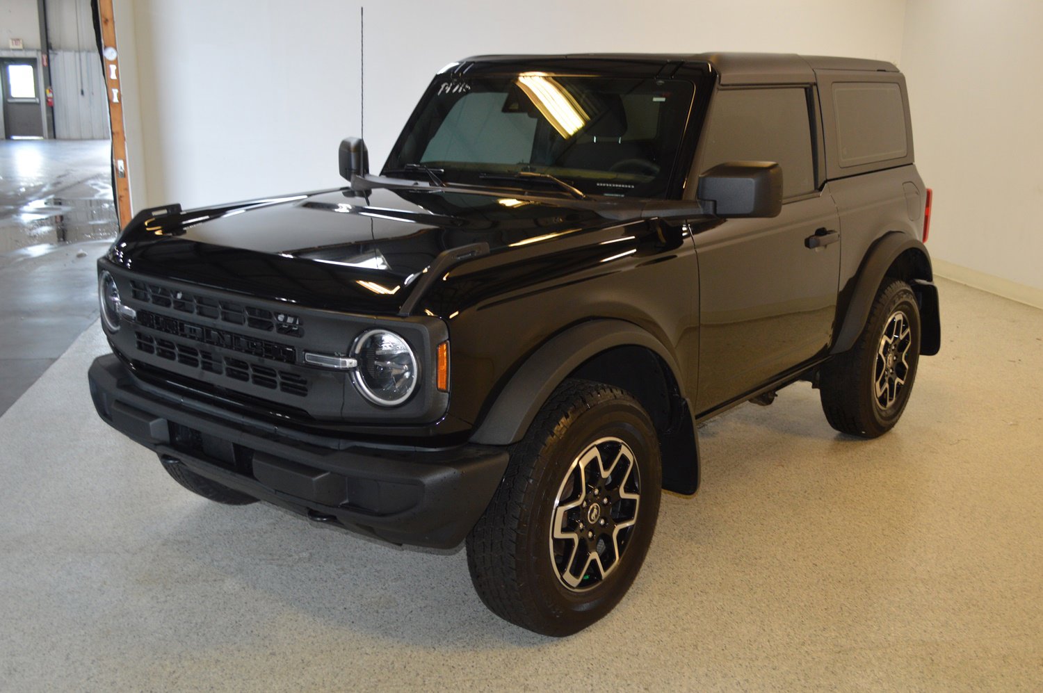 Used 2023 Ford Bronco 2-Door image 7