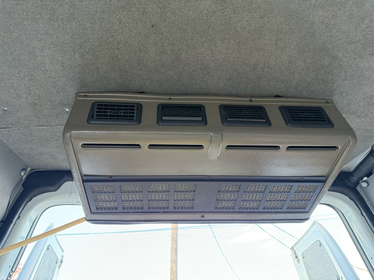 Used 2008 Dodge Sprinter 2500 image 11