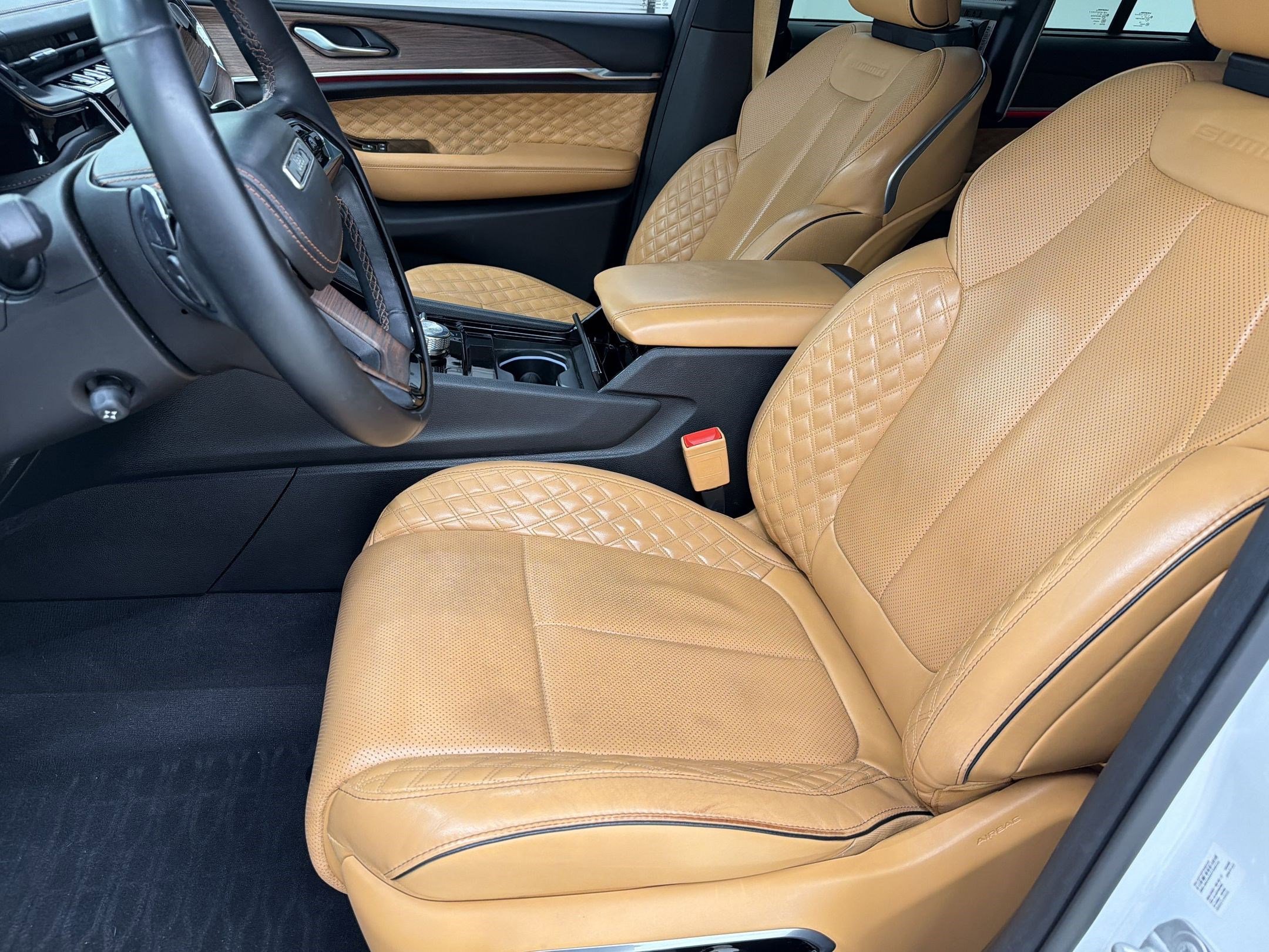 Used 2023 Jeep Grand Cherokee L Summit w/ Advanced Protech Group IV image 5