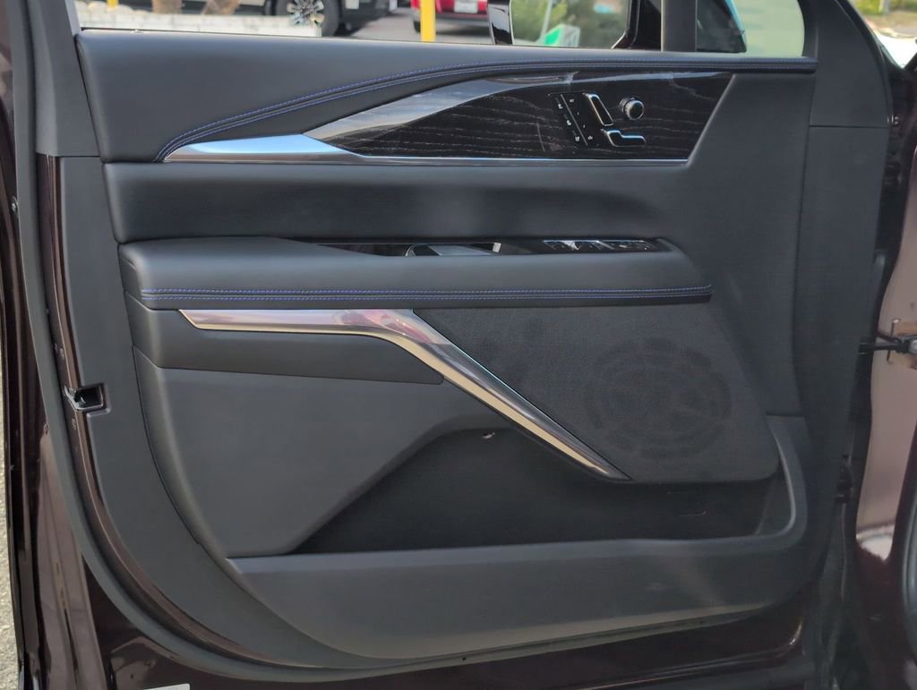 Used 2026 Cadillac Escalade IQ Sport 1 AWD/4WD image 18