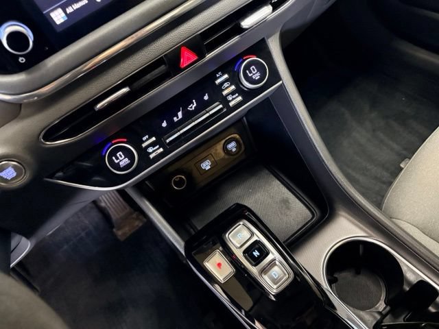Used 2021 Hyundai Sonata SEL w/ Winter Weather Package FWD image 29