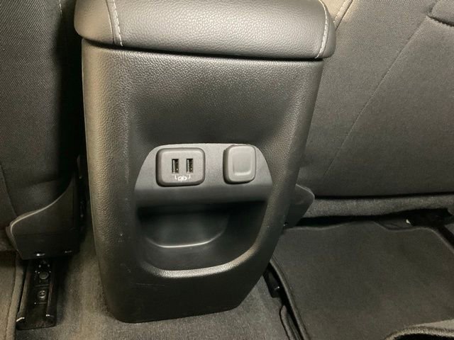 Used 2022 GMC Canyon Elevation image 17