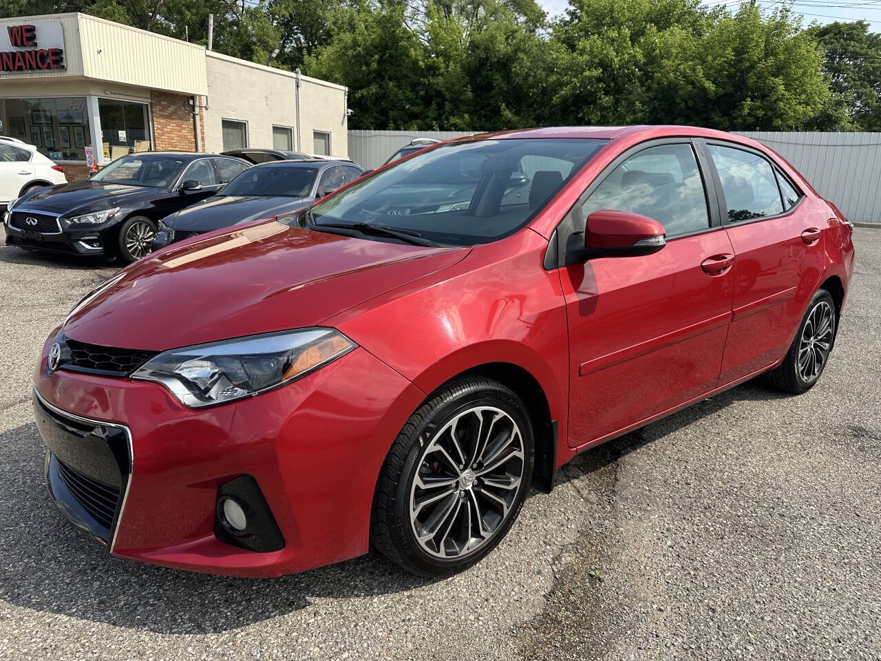 Used 2015 Toyota Corolla S Premium FWD image 1