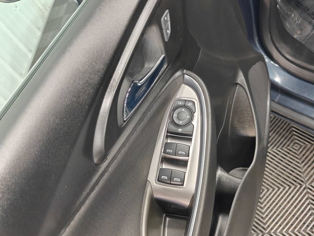 Used 2019 Chevrolet Malibu LT FWD image 33