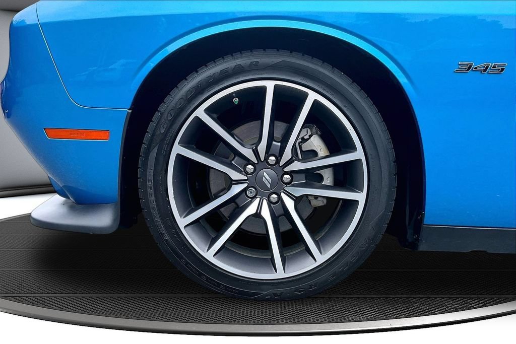 Used 2023 Dodge Challenger R/T RWD image 34
