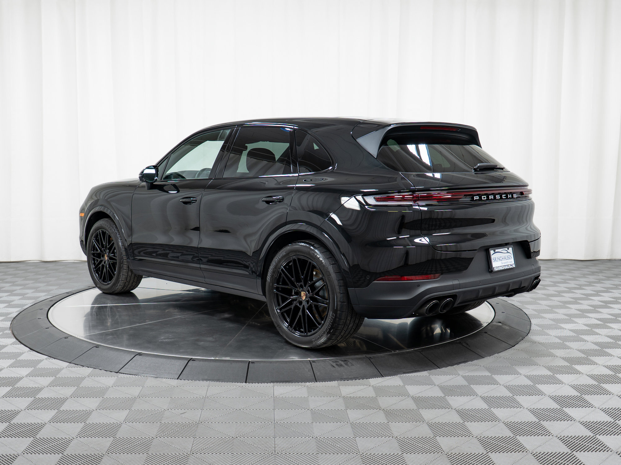 New 2026 Porsche Cayenne image 3